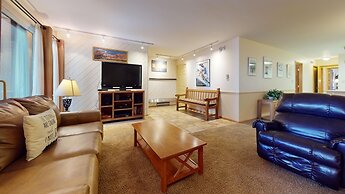 Enzian - CoralTree Residence Collection