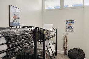 Enzian - CoralTree Residence Collection