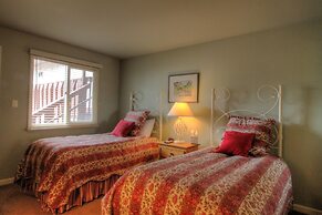 Enzian - CoralTree Residence Collection