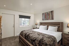 Enzian - CoralTree Residence Collection