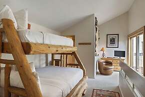 Vail 21 - CoralTree Residence Collection