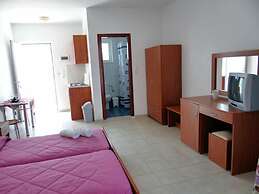 Anelia Boutique Studios & Apartments