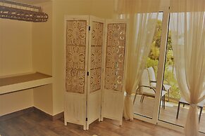 Anelia Boutique Studios & Apartments