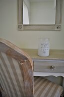 Anelia Boutique Studios & Apartments