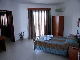 Anelia Boutique Studios & Apartments