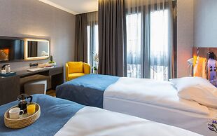 Lampa Design Hotel - Special Class