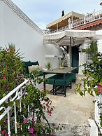 8 Oda Boutique Homes