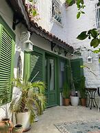 8 Oda Boutique Homes