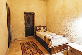 Goreme Valley Cave House
