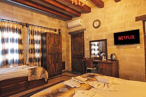 Goreme Valley Cave House