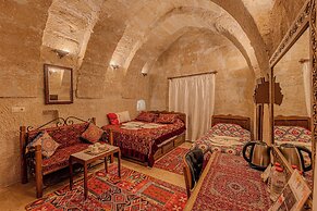 Goreme Valley Cave House