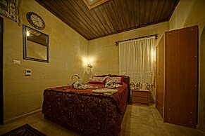 Goreme Valley Cave House
