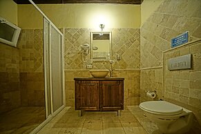 Goreme Valley Cave House