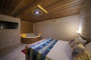 Goreme Valley Cave House