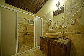 Goreme Valley Cave House