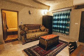 Goreme Valley Cave House