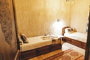 Goreme Valley Cave House
