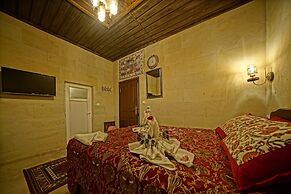 Goreme Valley Cave House