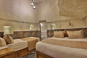 Goreme Valley Cave House
