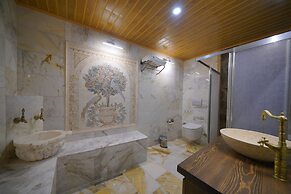 Goreme Valley Cave House