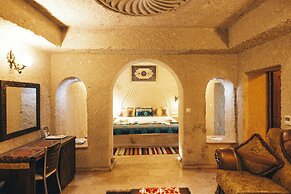 Goreme Valley Cave House