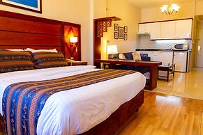 Comfort Hotel Suites