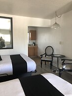 Holiday Isles Resort