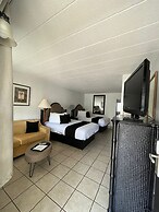 Holiday Isles Resort