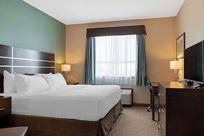 Best Western Plus Moosomin Hotel