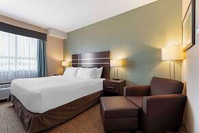 Best Western Plus Moosomin Hotel