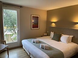 Logis La Bastide De Grignan Hotel & Restaurant