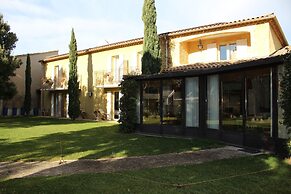 Logis Hôtel La Bastide de Grignan & Restaurant La Chênaie