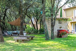 Logis Hôtel La Bastide de Grignan & Restaurant La Chênaie