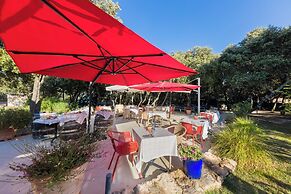 Logis La Bastide De Grignan Hotel & Restaurant