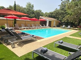 Logis La Bastide De Grignan Hotel & Restaurant