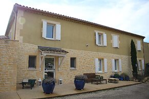 Logis Hôtel La Bastide de Grignan & Restaurant La Chênaie