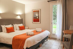 Logis La Bastide De Grignan Hotel & Restaurant