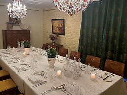 Logis Hôtel La Bastide de Grignan & Restaurant La Chênaie