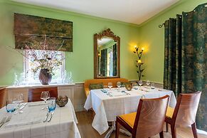 Logis Hôtel La Bastide de Grignan & Restaurant La Chênaie