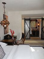 The Suites by Villa Valentina