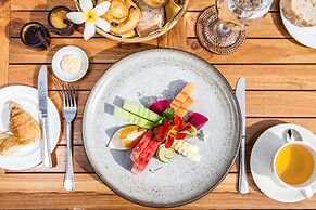 Sanctoo Suites and Villas