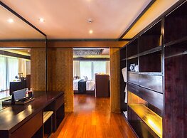 Sanctoo Suites and Villas