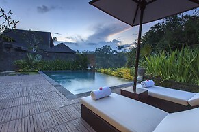 Sanctoo Suites and Villas
