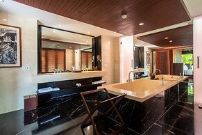 Sanctoo Suites and Villas