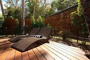 Nanuya Island Resort