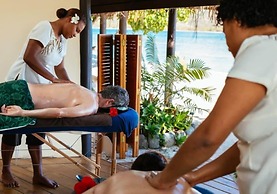 Nanuya Island Resort