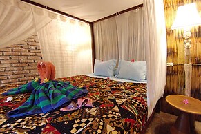 Santhiku Hotel, Villas, Yoga & SPA