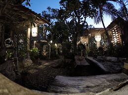 Santhiku Hotel, Villas, Yoga & SPA