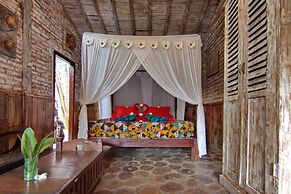 Santhiku Hotel, Villas, Yoga & SPA