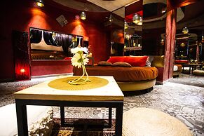 Silk Motel